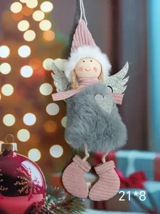 Rosa und grauer Plüsch Weihnachtsengel Anhänger mit silbernen Flügeln und Herz-Detail