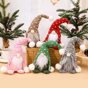Decorazione Gnomo di Natale Nordico Bambola senza Volto Con Cappello a Punta in Maglia e Lunga Barba Bianca Ornamento Svedese Tomte per Casa