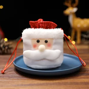 Weihnachtsmann Plüschbeutel mit Kordelzug für Geschenke und Süßigkeiten.
