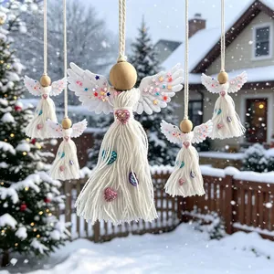 Ornements de Noël en macramé blanc faits main avec des ailes d'ange à paillettes.