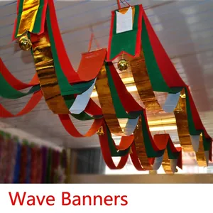 Decoración de Navidad Bandera de Onda Pancarta Colgante de Techo de Tela de Satén Rojo Verde Oro Con Campanas Para Fiesta De Año Nuevo