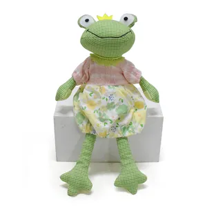 Peluche grenouille en tissu faite main avec jupe florale pour décoration intérieure