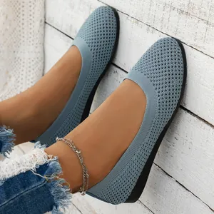 Women's Mesh Breathable Flat Shoes Round Toe Flyknit Loafers Comfortable Slip-on Casual Walking Shoes Summer Fashion Single Shoes