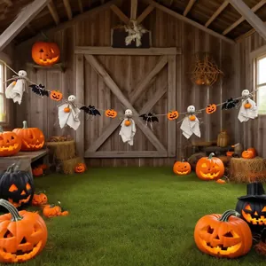 Guirlande d'Halloween fantôme avec citrouille et chauve-souris dans une grange rustique