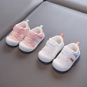 Comfortable breathable mesh toddler walking shoes with soft non-slip soles for babies