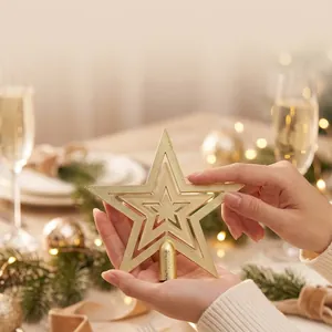Eleganter goldener galvanisierter Pentagramm-Stern für den Weihnachtsbaumschmuck