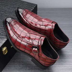 Heren Britse Stijl Business Casual Monk Strap Loafers Krokodillenreliëf Synthetisch Leer Gespschoenen Burnished Toe