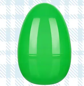 Vista dettagliata di un guscio d'uovo di Pasqua a sorpresa verde lucido da 30 cm