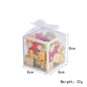 Details zur 8 cm großen transparenten Weihnachts-Geschenkbox mit festlichem Schmuck