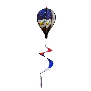 Suspension de jardin ballon à air chaud patriotique drapeau américain pour le 4 juillet