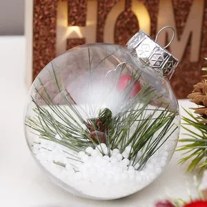 Bola de Navidad transparente con agujas de pino y relleno de nieve decorativa