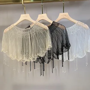 Elegante Perlen-Mesh-Schals mit Fransen in drei Farben, Nahaufnahme