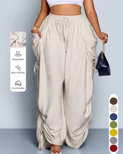 Detail van beige harembroek met ademende viscose stof en verstelbaar trekkoord