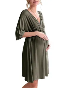 Robe de maternité vert olive avec col en V et manches chauve-souris pour allaitement