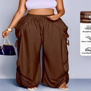 Plus size dames linnen harembroek met een losse pasvorm en een handig trekkoord taille.