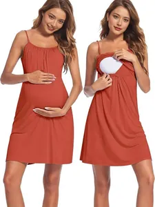 Robe d'allaitement d'été élégante rouge rouille avec fines bretelles maternité