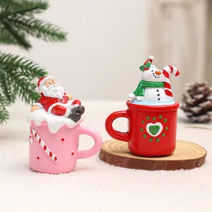 Statuine natalizie in resina dipinte a mano con Babbo Natale e pupazzo di neve decor