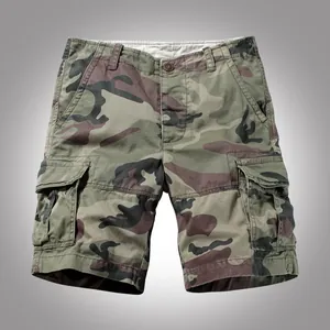 Pantalones cortos cargo de camuflaje para hombre con múltiples bolsillos en camuflaje