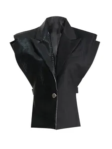 Chique mouwloze blazer vest in zwart leer patchwork met getailleerde taille dames