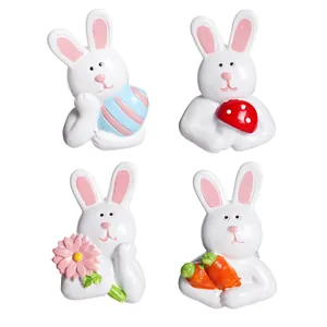 Lot de 4 aimants de frigo en résine lapin de Pâques tenant œuf, champignon, fleur et carottes