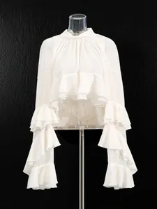 Elegante witte chiffon blouse met ruches en lange gelaagde mouwen en col