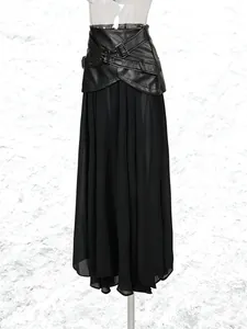 Jupe longue noire élégante à taille haute avec tulle transparent et ceinture en cuir