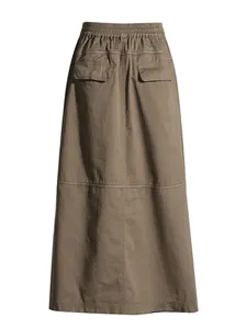 Fashionable high-waisted brown long skirt with multi-pocket design and stitching details