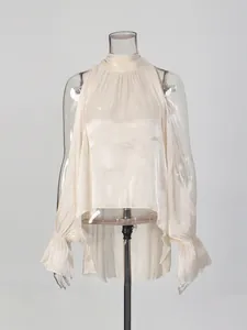 Champagnerfarbene Chiffon-Bluse mit freien Schultern, langen Ärmeln und Stehkragen
