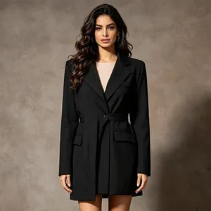 Elegantes schwarzes Langarm-Blazerkleid mit Taillengürtel für professionelle Bürokleidung