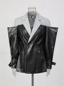 Minimalistische zwart-grijze leren patchwork blazer jas met uniek off-shoulder ontwerp