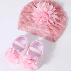 Pink infant lace turban hat and flower shoes set for baby girls aged 0-1
