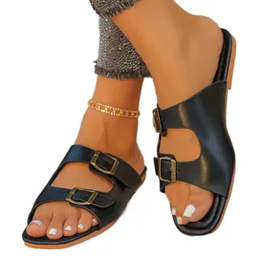 Lässige schwarze flache Sandalen mit doppelten verstellbaren Schnallen für Damen
