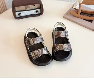 Stylish kids camouflage sandals with double buckles for summer outdoor beach wear