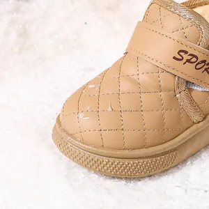 Warme beige gewatteerde sneeuwlaarzen voor kinderen met klittenband
