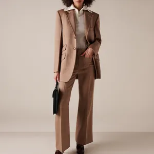 High-end brown checkered suit set featuring elegant resin buttons