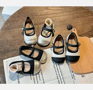 Stylish girls' princess Mary Jane shoes with soft soles and chic gold ball accents