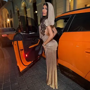Elegante abito dorato con cappuccio e schiena scoperta senza maniche stile sexy donna