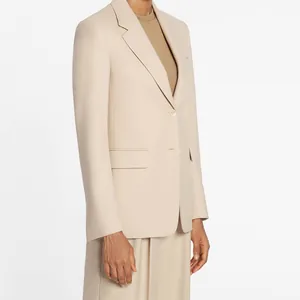 Eleganter minimalistischer beiger Damen-Blazer mit hochwertigen dekorativen Harzknöpfen