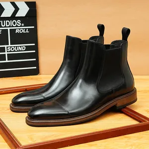Premium-Chelsea-Boots aus schwarzem Leder mit Kappen-Design für formelle Geschäftsanlässe