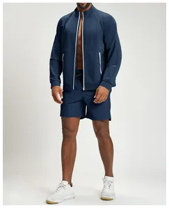 Detailansicht der marineblauen recycelten Outdoor-Wanderjacke für Herren mit Stehkragen