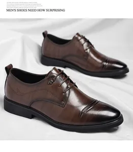 Elegantes zapatos Derby marrones para hombre con acabado vintage y diseño de cordones