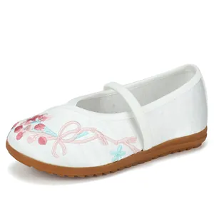 Traditional white Chinese embroidered floral cloth shoes for girls' Hanfu dance performance