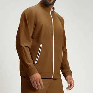Herrenjacke mit Stehkragen und Reißverschluss aus recyceltem, umweltfreundlichem Material