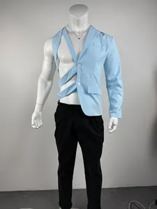 Giacca blazer celeste da uomo con dettagli stringati cut-out e design da sfilata
