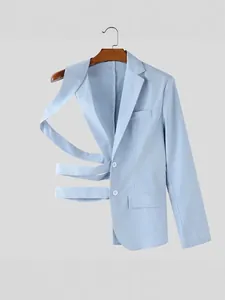 Giacca da uomo azzurra asimmetrica alla moda con spalline incrociate