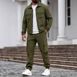 Set giacca e pantaloni cargo verde oliva da uomo per primavera e autunno