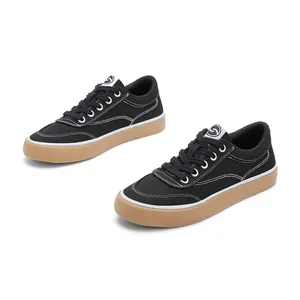 Baskets classiques en toile noire pour hommes avec semelles en caoutchouc gomme