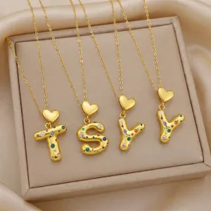 Collier Pendentif Alphabet en Acier Titane Cœur Zircone Colorée Hip Hop pour Femmes Or Lettre Anglaise Bijoux Initiale Cadeau