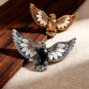 Retro Alloy Eagle Brooch Rhinestone Artificial Cat Eye Stone Animal Pin Electroplated Vintage Jewelry For Women Gift