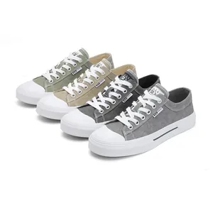 Men's retro canvas shoes in multiple colors, featuring casual lace-up design and flat soles.